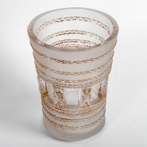 1937 René Lalique - Florence Vase - 