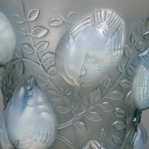Glass & Crystal  - 1930 René Lalique -  Vase Saint François