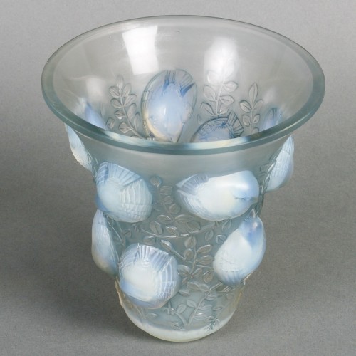 1930 René Lalique - Vase Saint François - BG Arts