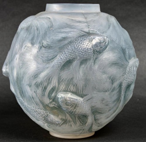 1924 René Lalique - Vase Formose Cased - 