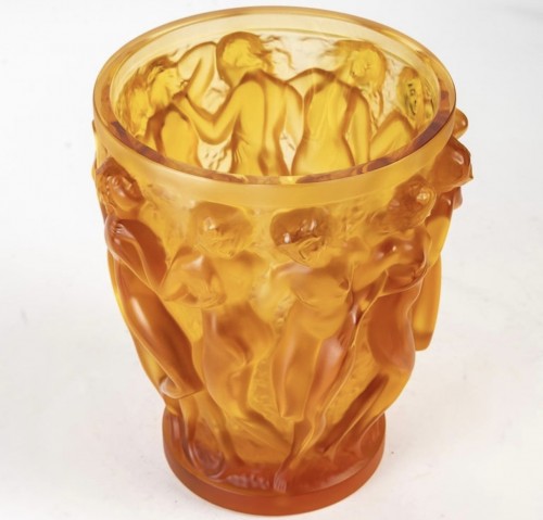 Lalique France after a model by René Lalique from 1927 - Vase Bacchantes Yellow  - Glass & Crystal Style Art Déco