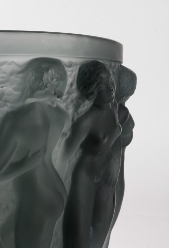 Art Déco - Lalique France d'après René Lalique - Vase Bacchantes