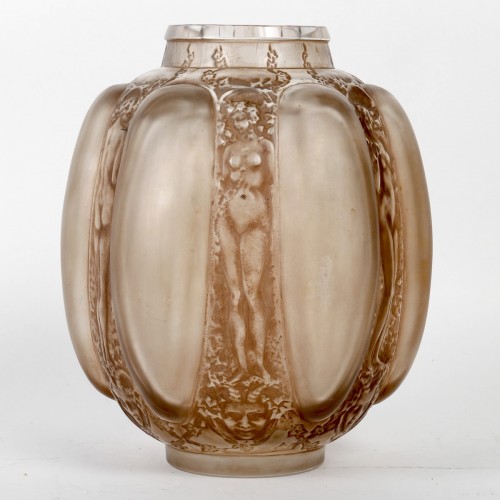 1912 René Lalique - Vase "Six Figurines et Masques"  - BG Arts