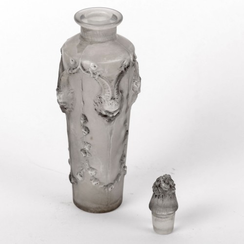 Glass & Crystal  - 1920 René Lalique - Perfume Bottle Pan