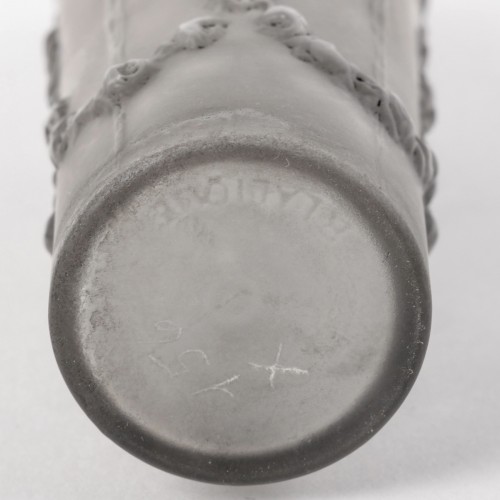 1920 René Lalique - Perfume Bottle Pan - 