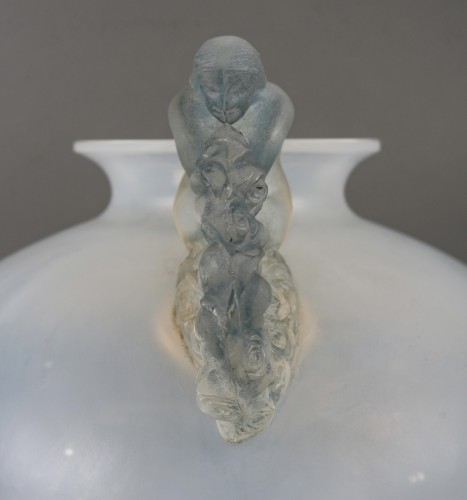 Art Déco - 1926 René Lalique - Vase Bouchardon