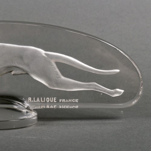 XXe siècle - 1928 René Lalique - Mascotte Automobile Lévrier