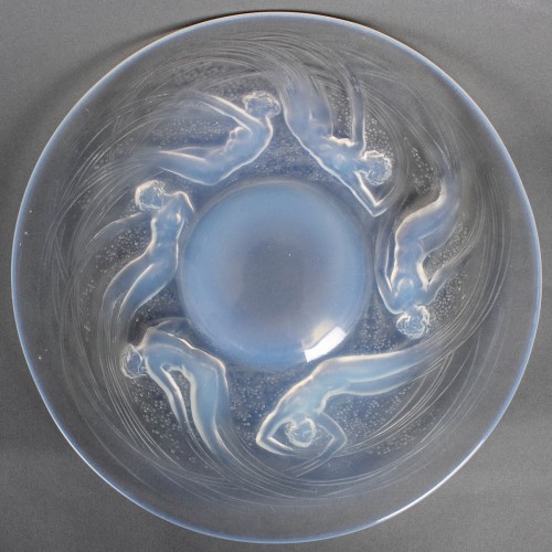 XXe siècle - 1921 René Lalique - Assiette plat & coupe Ondines