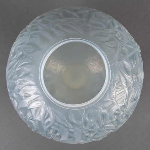 XXe siècle - 1920 René Lalique - Vase Gui