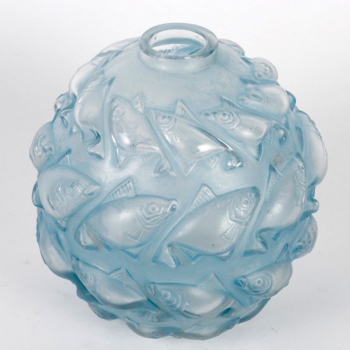 Glass & Crystal  - 1928 René Lalique - Vase Camaret