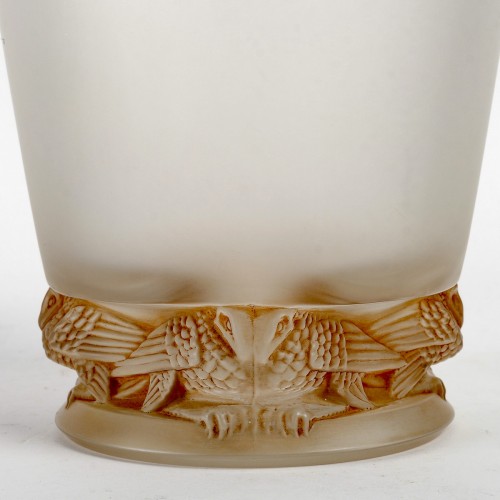 XXe siècle - 1938 René Lalique - Vase Frise Aigles