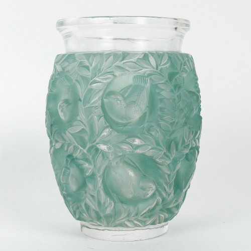 1939 Rene Lalique Vase Bagatelle - Glass & Crystal Style Art Déco