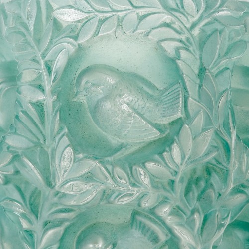 1939 Rene Lalique Vase Bagatelle - 