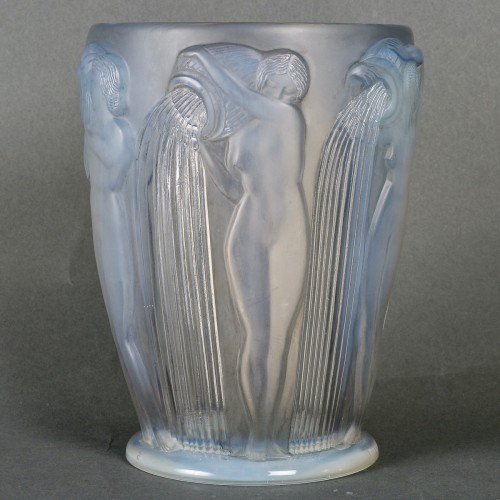 1926 René Lalique - Vase Danaides - Glass & Crystal Style Art Déco