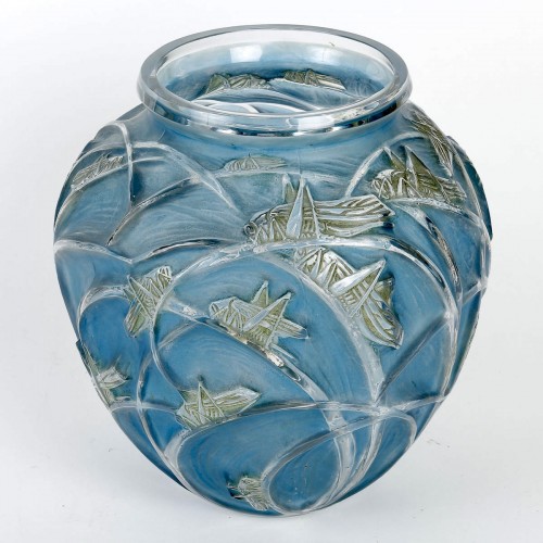 Verrerie, Cristallerie  - 1912 René Lalique - Vase Sauterelles