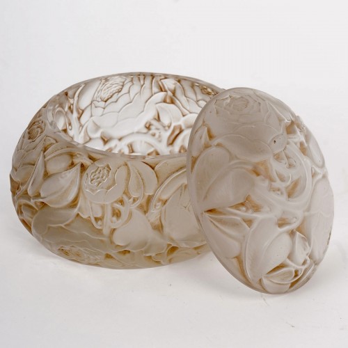 Glass & Crystal  - 1927 René Lalique - Box Dinard 