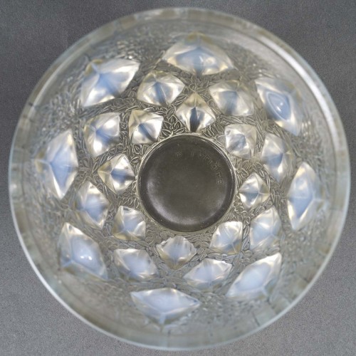 Glass & Crystal  - 1927 René Lalique - Vase Rampillon