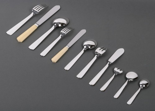 Argenterie et Arts de la table  - Jean Tetard - Ménagère Art Déco "Nice" argent massif - 152 pièces