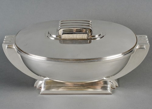 20th century - Jean Tetard - Modernist Art Deco Tureen Centerpiece In Sterling Silver