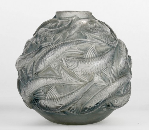 Glass & Crystal  - 1927 Rene Lalique - Vase Oleron