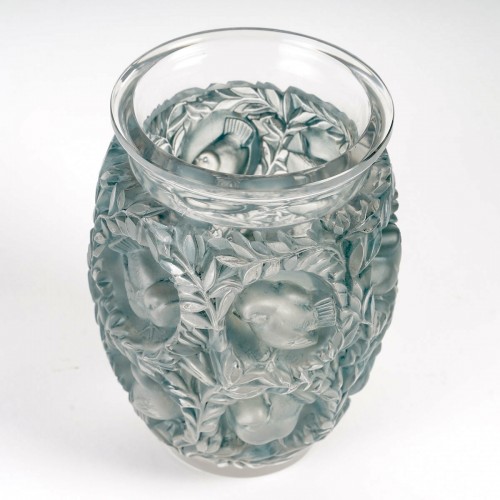 1939 Rene Lalique Vase Bagatelle - Glass & Crystal Style Art Déco
