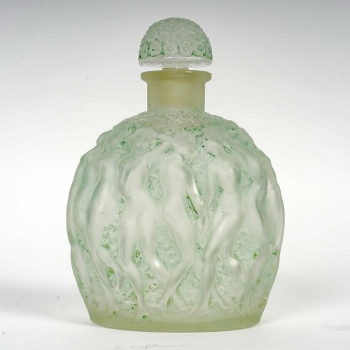 Glass & Crystal  - 1937 René Lalique - Green Perfume Bottle Calendal For Molinard