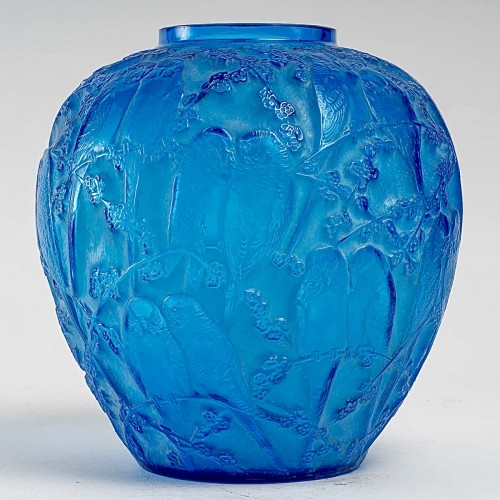 1919 René Lalique - Electric blue Vase Perruches - Art Déco