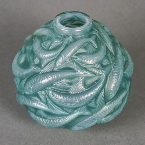 1927 René Lalique - Oleron Vase - Glass & Crystal Style Art Déco