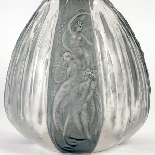 Glass & Crystal  - 1911 René Lalique Mermaids And Frogs Decanter