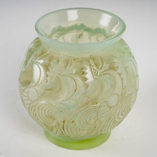 Verrerie, Cristallerie  - 1931 René Lalique - Vase Le Mans Verre