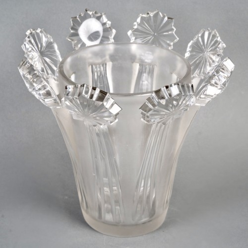 Glass & Crystal  - 1950 Marc Lalique -  Vase Sirius Comets