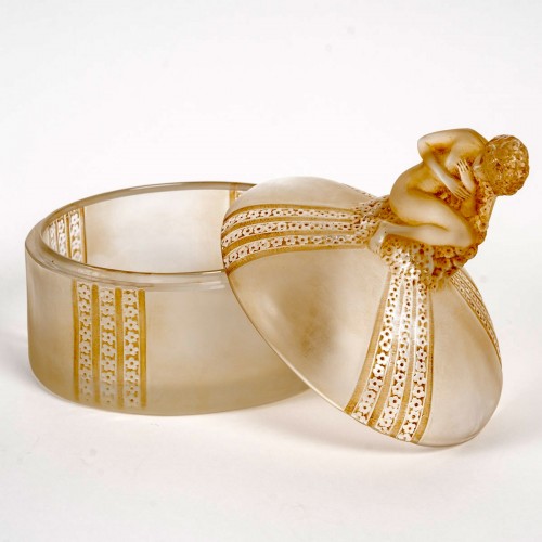 Glass & Crystal  - 1928 René Lalique - Box Myosotis