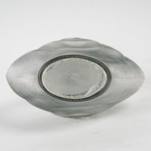 XXe siècle - 1920 René Lalique - Flacon Amphitrite