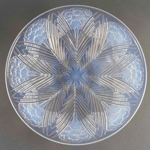 1932 René Lalique - Bowl Oeillets Carnations  - Glass & Crystal Style Art Déco