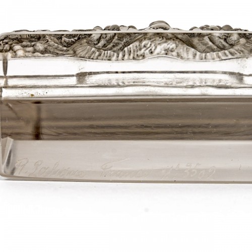 20th century - 1928 René Lalique - Menu Holder Faune