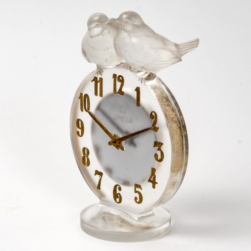 1931 René Lalique  Clock Antoinette Omega Mechanical Movement - Glass & Crystal Style Art Déco