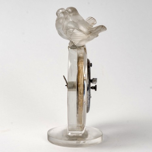 Glass & Crystal  - 1931 René Lalique  Clock Antoinette Omega Mechanical Movement
