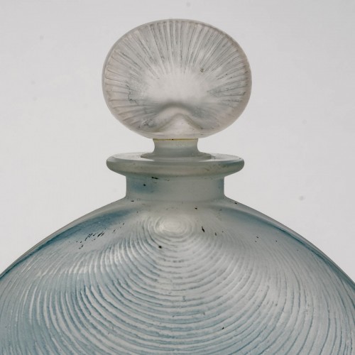 1920 René Lalique - Perfume Bottle Telline - 