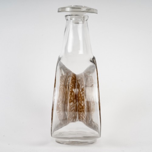 Verrerie, Cristallerie  - 1913 René Lalique - Carafe Masques Verre Blanc Patiné Sépia