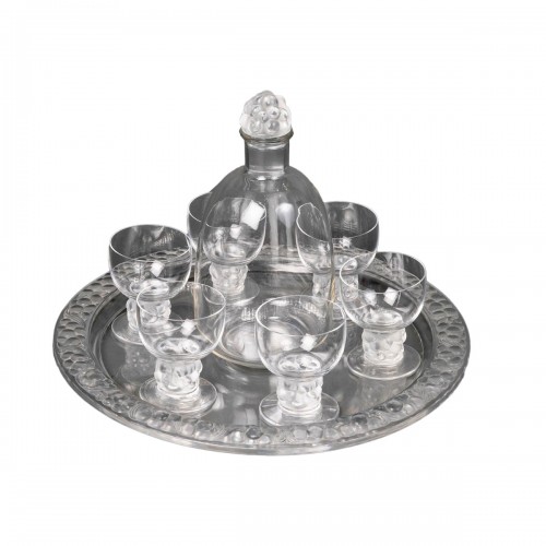 1931 René Lalique -set  Thomery Clear Glass - 6 Glasses, 1 Decanter, 1 Tray