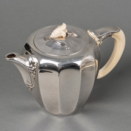 Jean Puiforcat - Service à thé et à café Art-Nouveau en argent massif et ivoire - Argenterie et Arts de la table Style Art nouveau