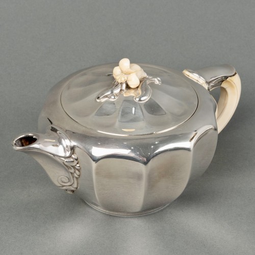 Jean Puiforcat - Service à thé et à café Art-Nouveau en argent massif et ivoire - Art nouveau
