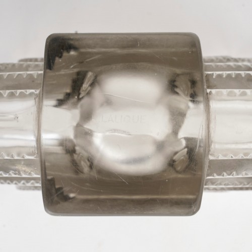 XXe siècle - 1936 René Lalique - Vase Art Deco Moderniste Villard