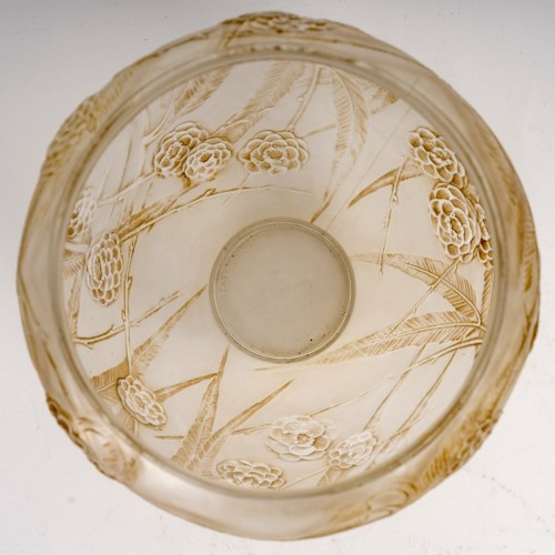 1923 René Lalique - Vase Nefliers Frosted Glass With Sepia Patina - 