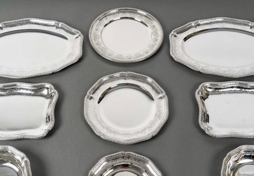 Louis XV - Puiforcat - Assiettes plats Elysée argent massif - 13 pièces