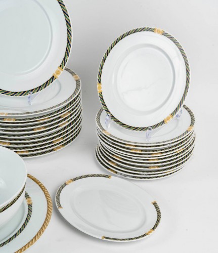 Christian Dior - Service de table "Torsadior" en porcelaine, 41 Pièces  - Argenterie et Arts de la table Style 