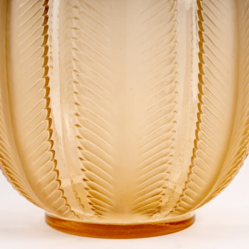 1932 René Lalique - Vase Biskra rose orangé - BG Arts