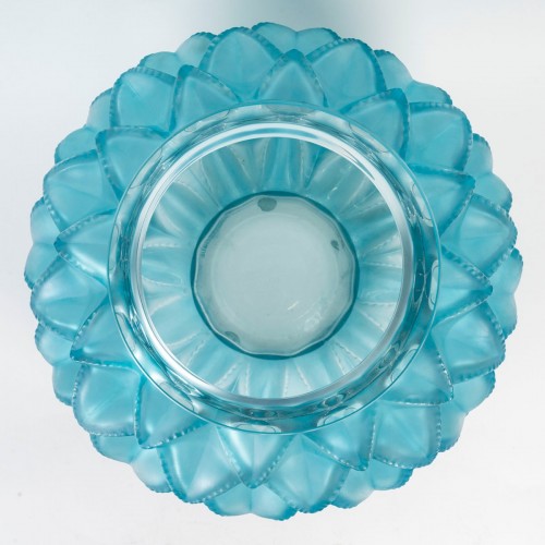 1929 René Lalique - Vase Languedoc Frosted With Blue Patina  - Glass & Crystal Style Art Déco