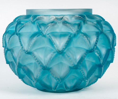 Art Déco - 1929 René Lalique - Vase Languedoc Frosted With Blue Patina 