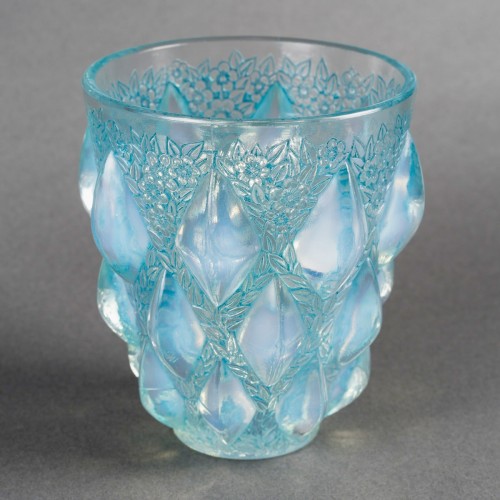 Verrerie, Cristallerie  - 1927 René Lalique - Vase Rampillon patiné bleu